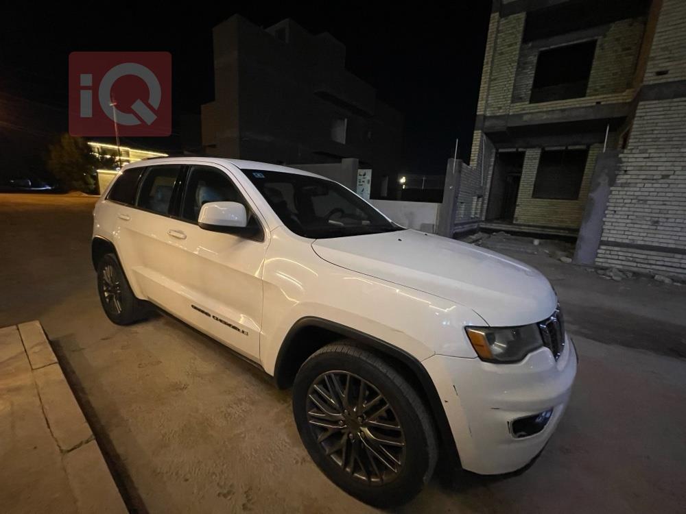 جيب جراند شيروكي